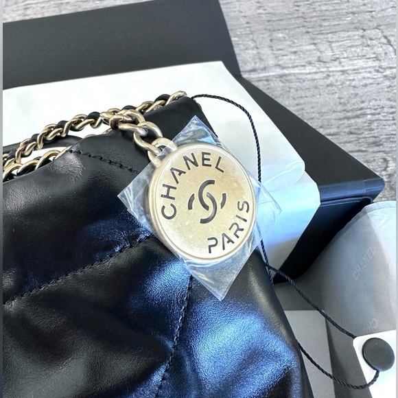 Authentic Black Chanel Glazed Aged Calfskin Mini 22 Bag Gold Hardware 2023. - Picture 11 of 13